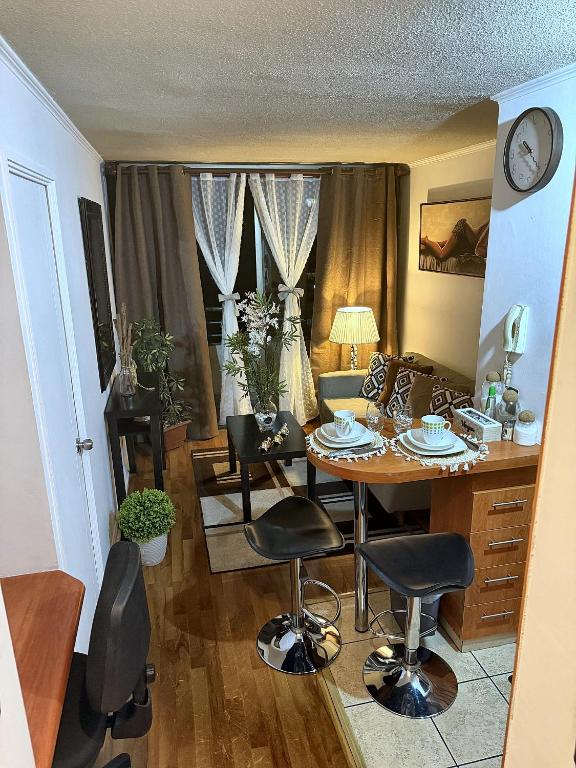 Apartamento con terraza cerca de las líneas de metro 2 y 3 y 5 ideal para turismo o trabajo - 1