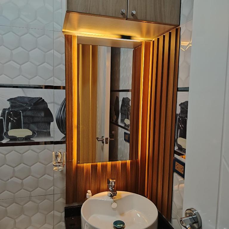 Modern and cozy apartment - 3