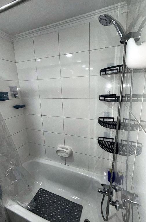 Apartment with AC Terrace Metro Lines 2 y 3 y 5 Tourism Work - 2