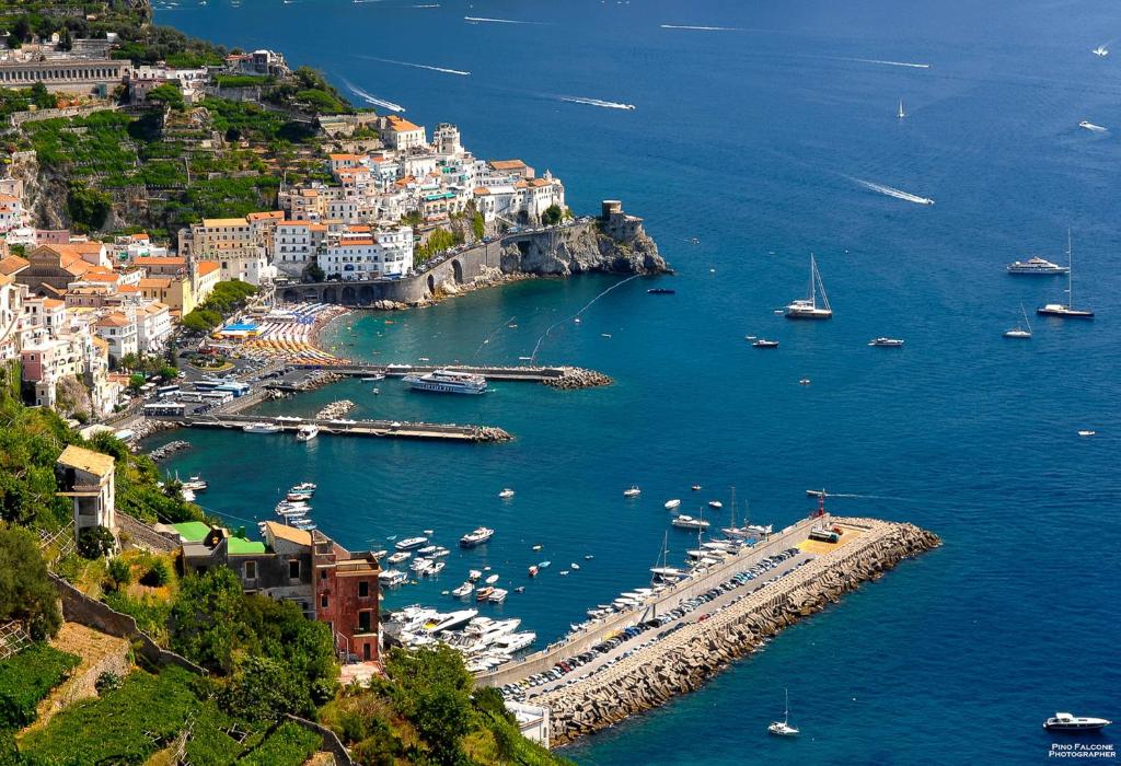 Amalfi Hills photo