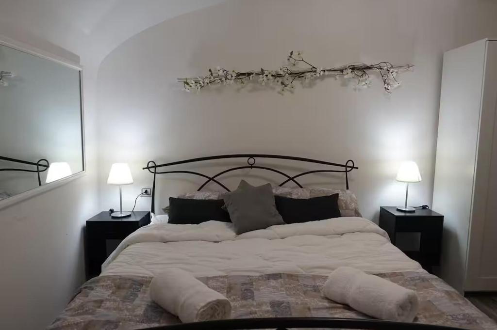 Cozy Rome B&B near the Colosseum and city center - 1