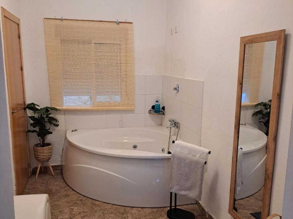 Apartamento con jacuzzi - 1