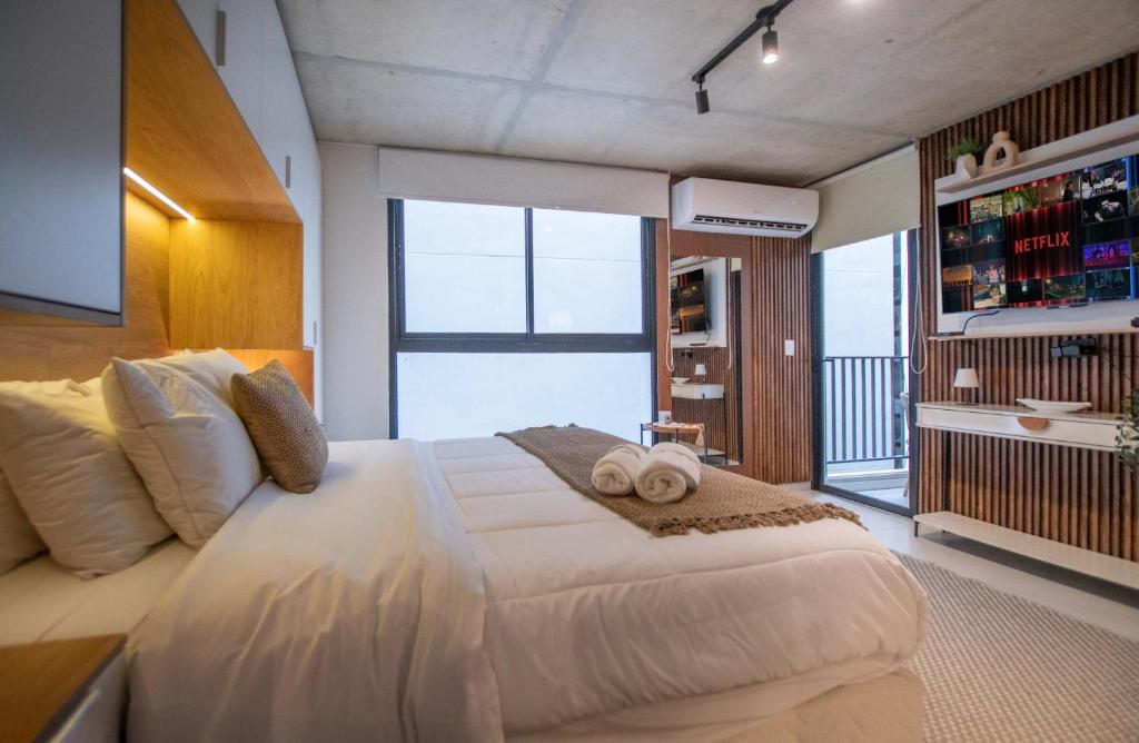 Chic First Del Sol Studio Near Restaurants & Shops - 3