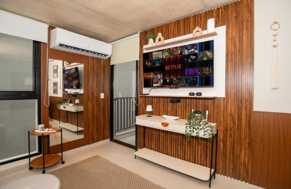 Chic First Del Sol Studio Near Restaurants & Shops - 4
