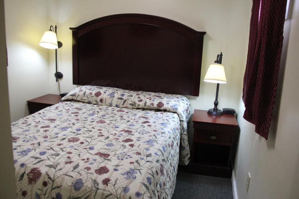 Pleasant Hill Motel photo