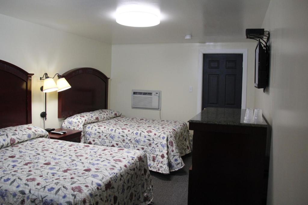 Pleasant Hill Motel photo