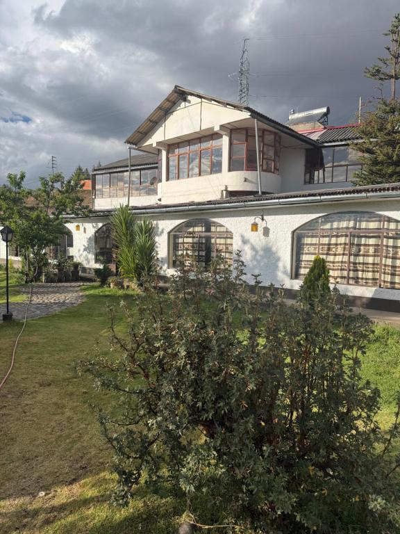 Hotel en medio del valle del Mantaro, respira aire - 2
