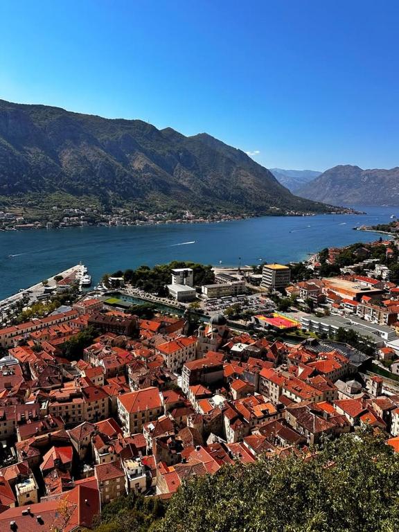Kotor Old town yelkenli konaklama - 5