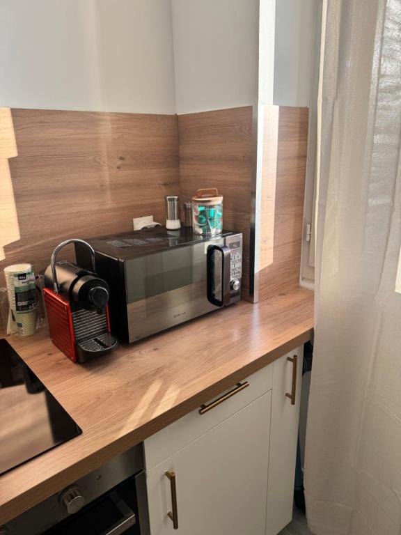 Studio neuf cosy climatisé netflix Marseille - 2