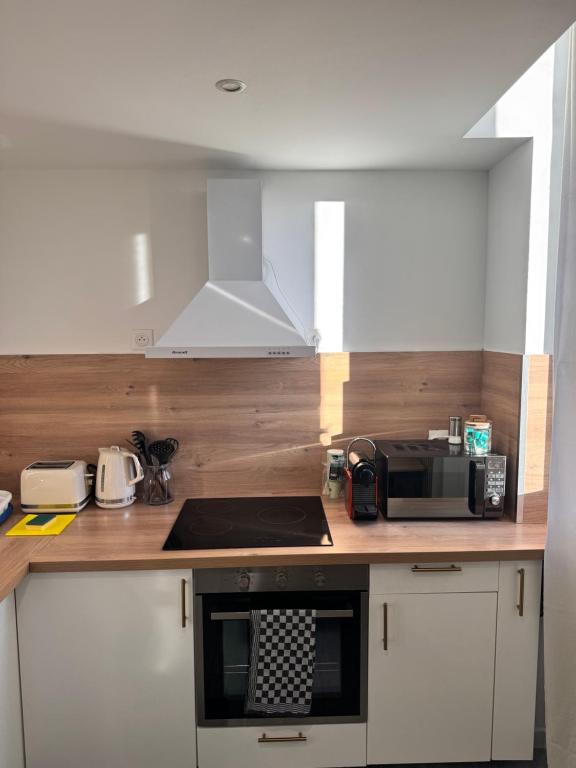 Studio neuf cosy climatisé netflix Marseille - 3