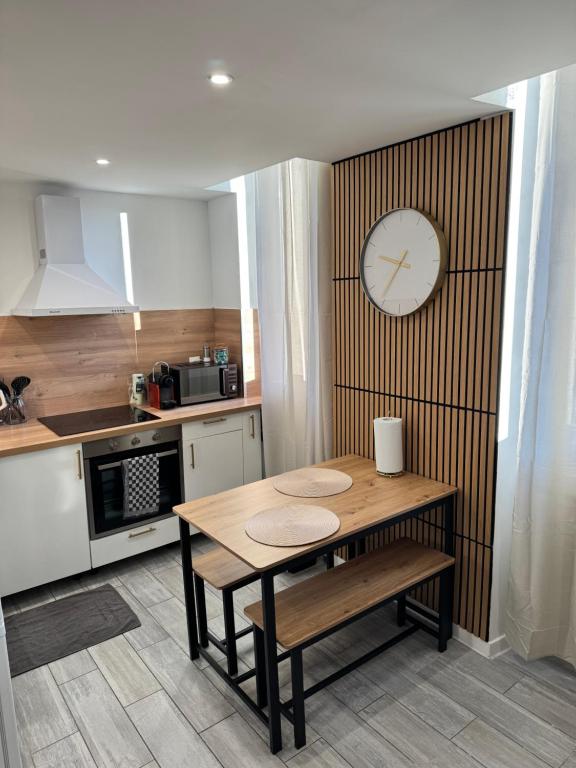 Studio neuf cosy climatisé netflix Marseille - 5
