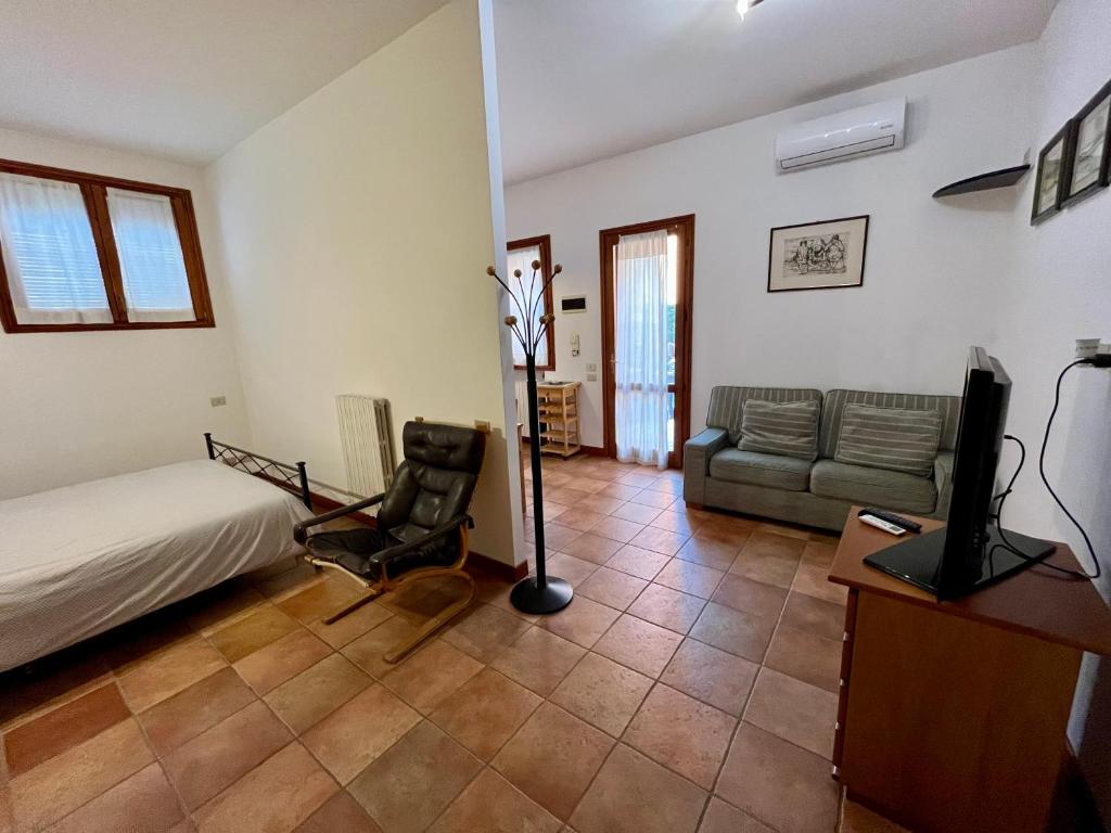 BiBi APARTMENT- FREE PARKING-OSPEDALE MAGGIORE-STADIO-MAST - 2