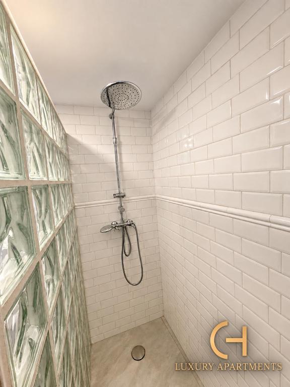 Aro Beach Flat - 3