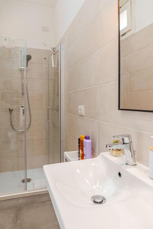Arma Doré Luxury Suite Roma - Free Pool & Parking - 4