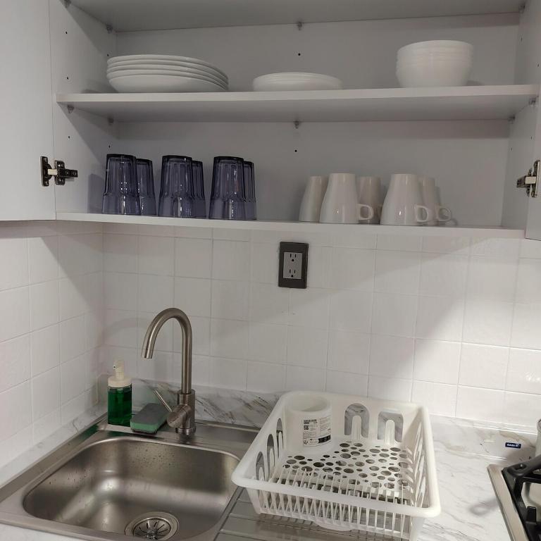 DEPARTAMENTO CENTRICO Y ESPACIOSO CON cama Queen Size - 3