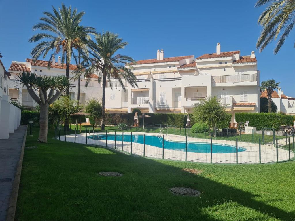 Alsol Apartments - Tres dormitorios, terraza y piscina - 1