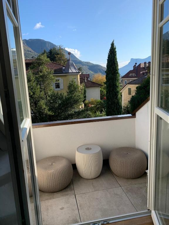 Laurelia Suites - 4