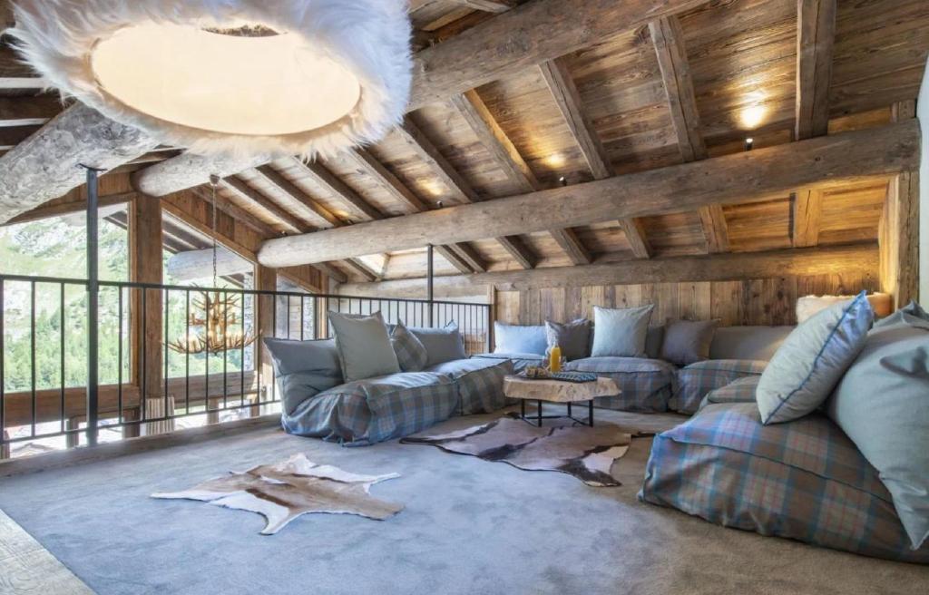 Chalet in the Le Legettaz Ski-in Ski-out - 4