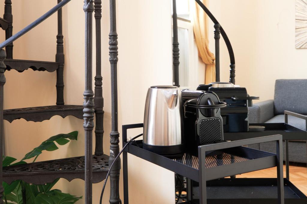 Cozy Central loft - 1 min M1 Conciliazione - 2