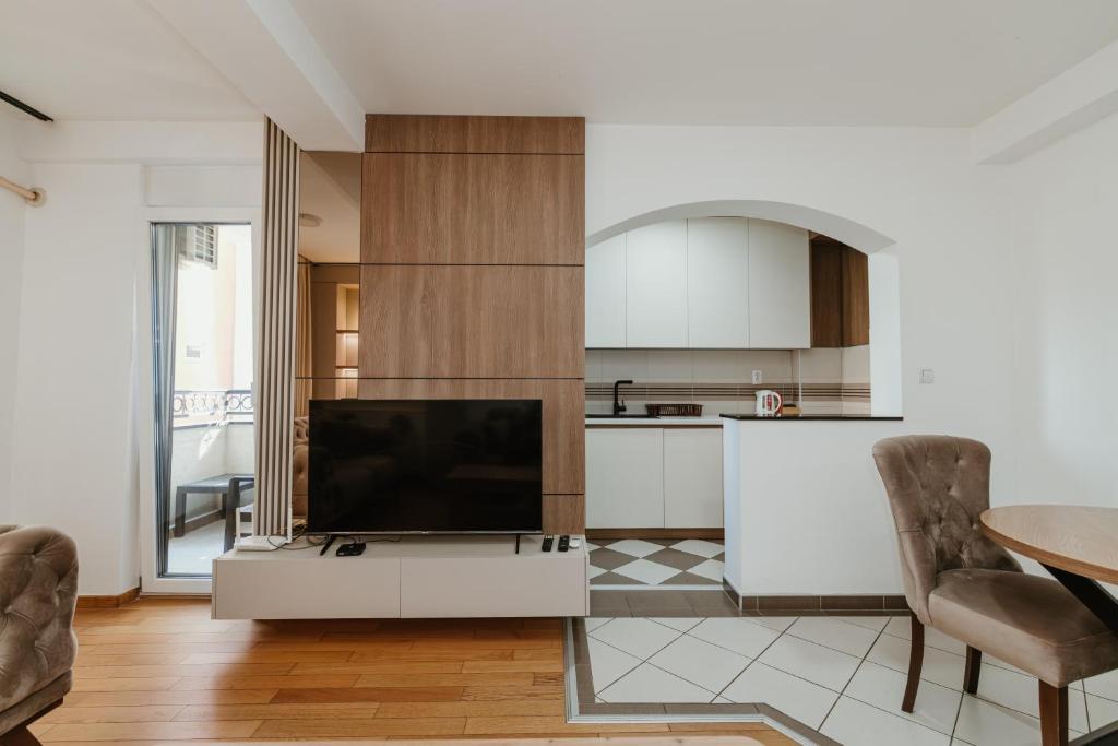 Duga centar lux - 4