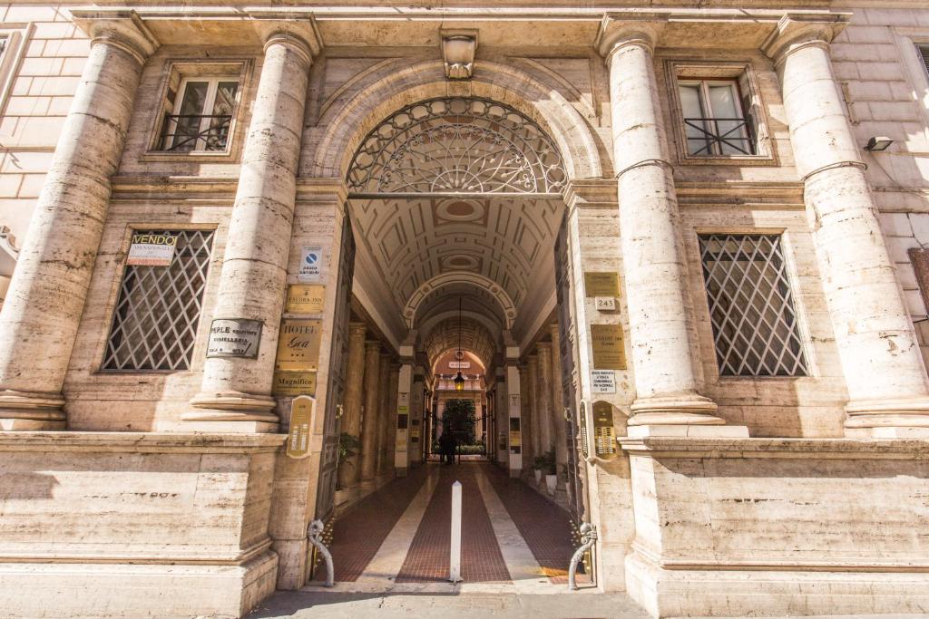 Hotel Everest Inn Rome - 2