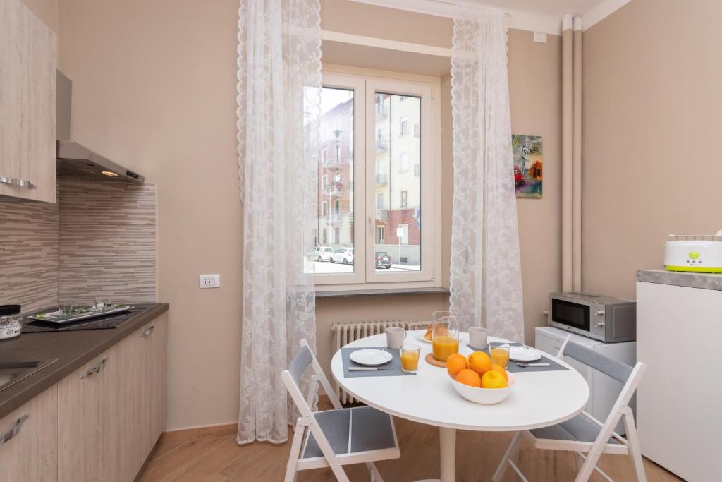 Cialdini Apartment Close to the City Center by Wonderful Italy - 3