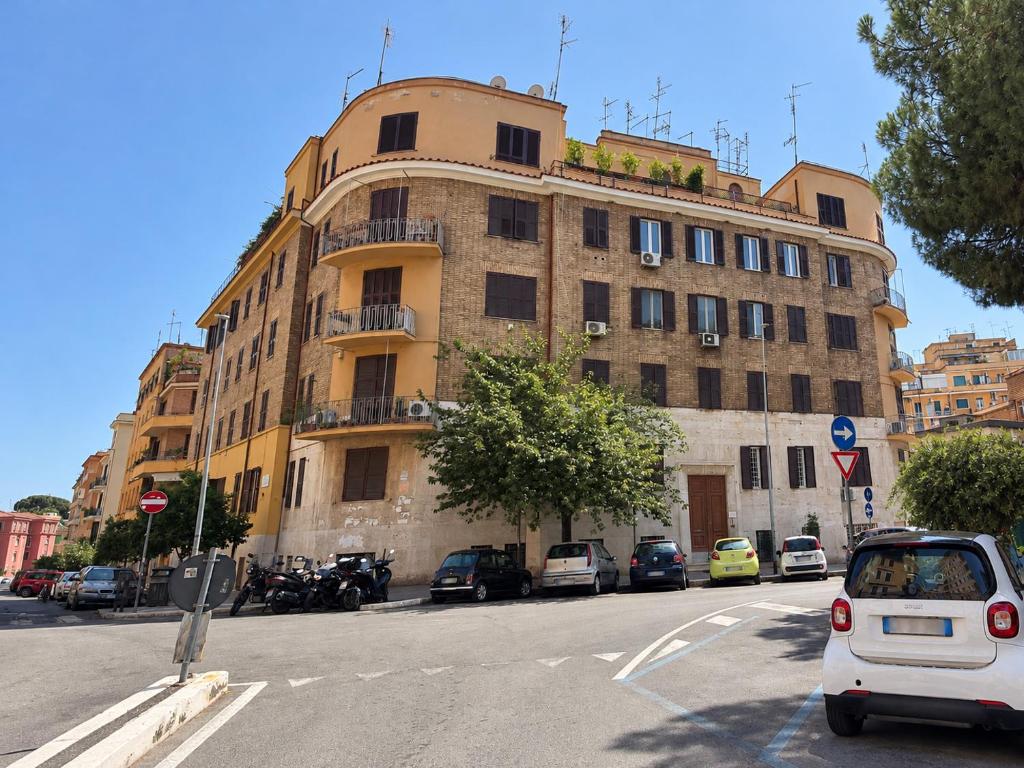 MAISON GIOVANNI ADAMO - Roma - 2
