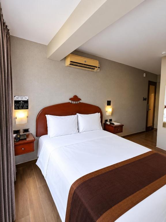 Serenzza Hotel - 2
