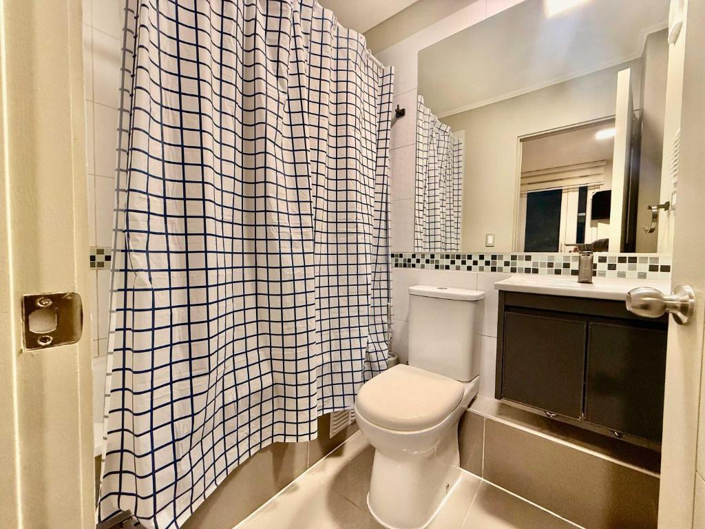 Comfy 1BR Apt Downtown Santiago Great Location - 4