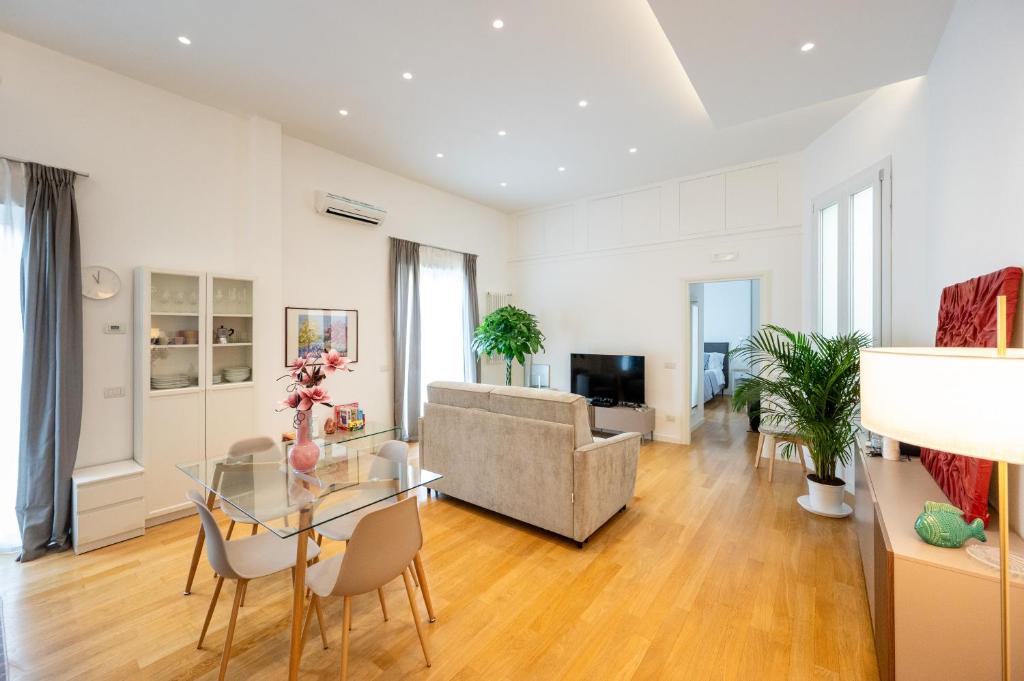 Cozy Family Apartment Salerno Port - 1