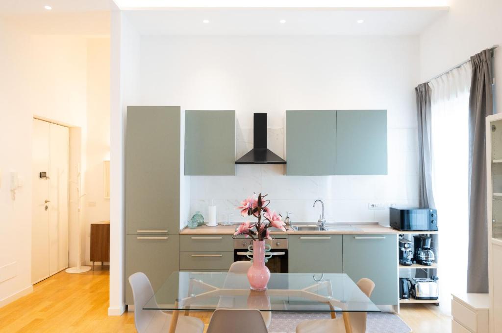 Cozy Family Apartment Salerno Port - 4
