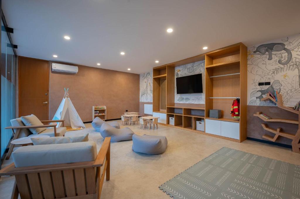 Luxury Apartment in Merida with Pool and Coworking Space - 4