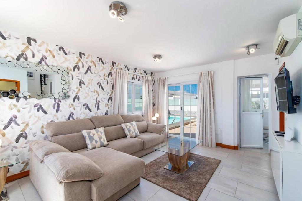 Villa Yesenia by Villa Plus - 4