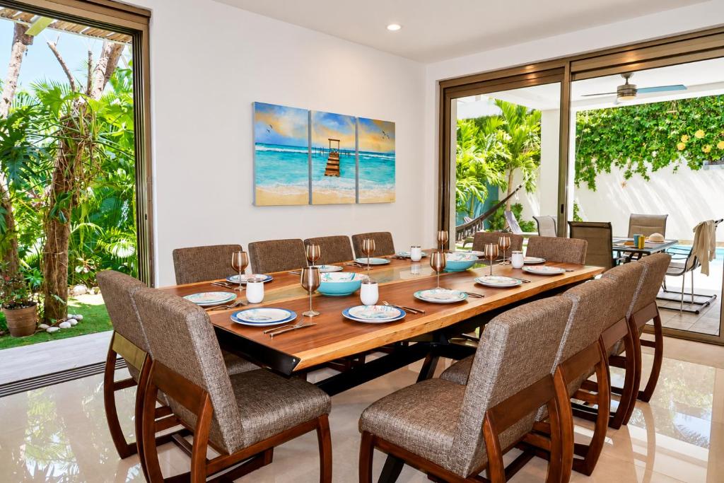 4 Bedroom Luxury Villa with Private Pool - 4