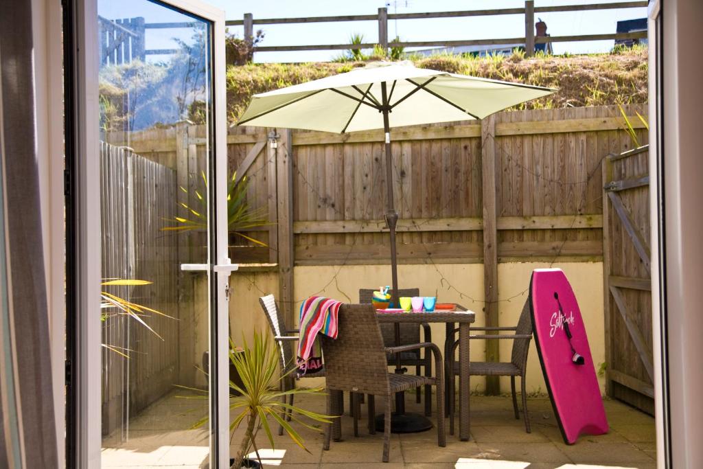 The Beach House & Porth Sands Apartments, Newquay photo 8