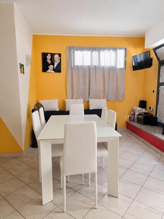 Casa Serena Charming Apartment Near the City Centre - 5