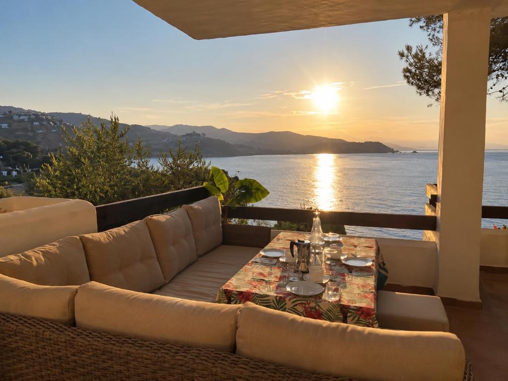 Dreamy sunrise at Marina Playa - 3