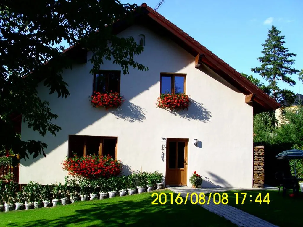 Apartmány nad Otavou, hotel ve Zvíkovském Podhradí