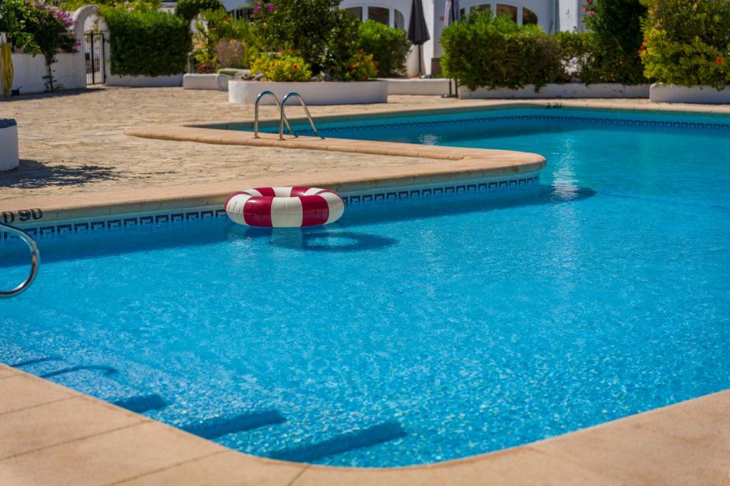Stylish house by the pool with sea view in Moraira - 3
