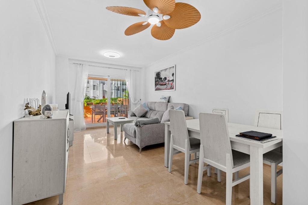 Casares del Sol 2479 Golf & Beach - 5