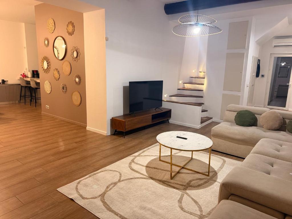 Villa QUEEN Marseille avec jardin, piscine et spa chauffé interieur - 15 couchages - 3