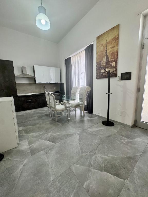 Two-room apartment equipped with a kitchen and bathroom - 5