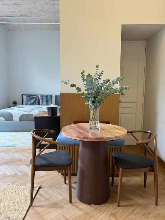 Light-Filled Loft- Fast WiFi, Pool, Gym & Security - 5