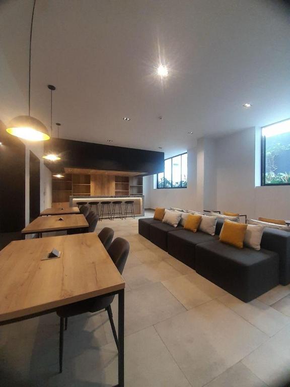Intira Suites & Hotel - 4