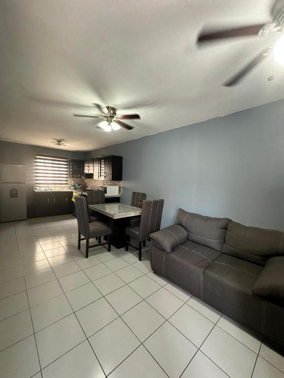 Casa Valencia - 1