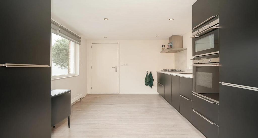 Rosewood Place - 2