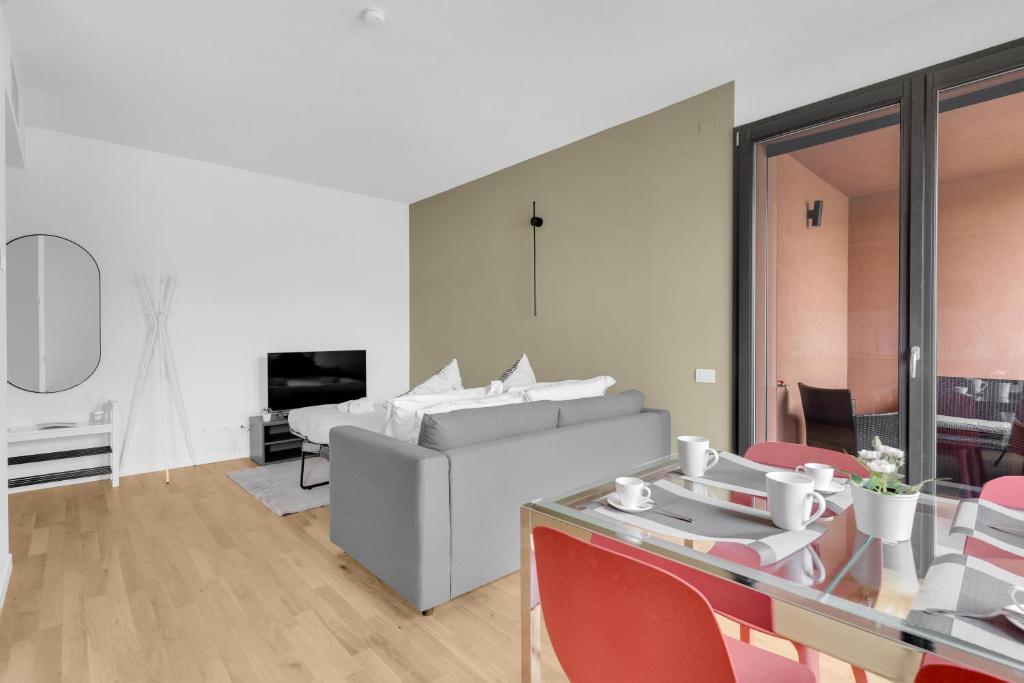 Modern Apartment with Private Terrace by NDP rent - 1