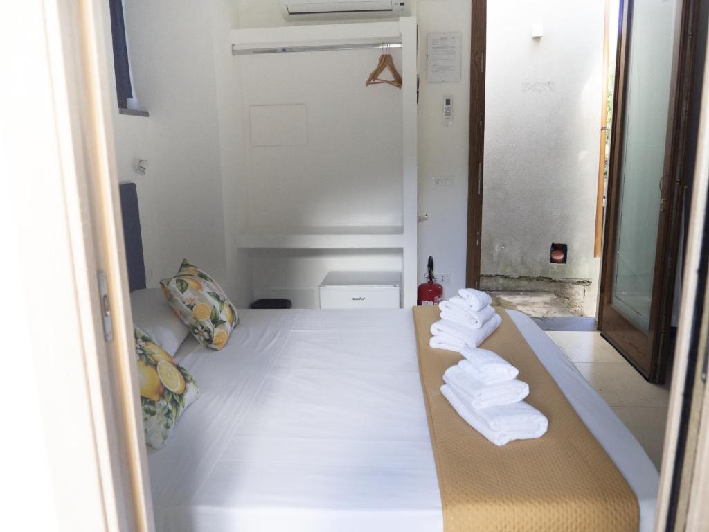 Aequa Suites Sorrento Coast - 5