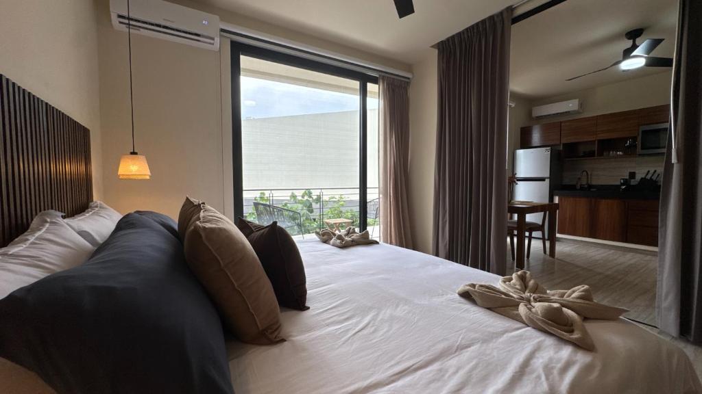 1BR Jungle view pool Near Beach - 2