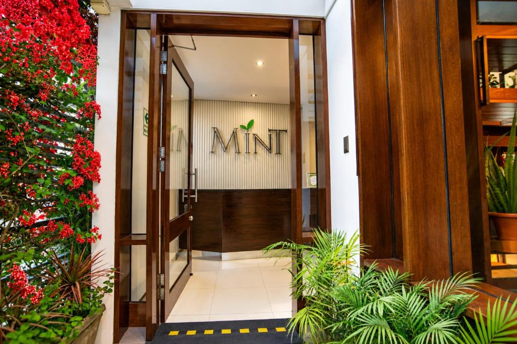 Mint Hotel - 3